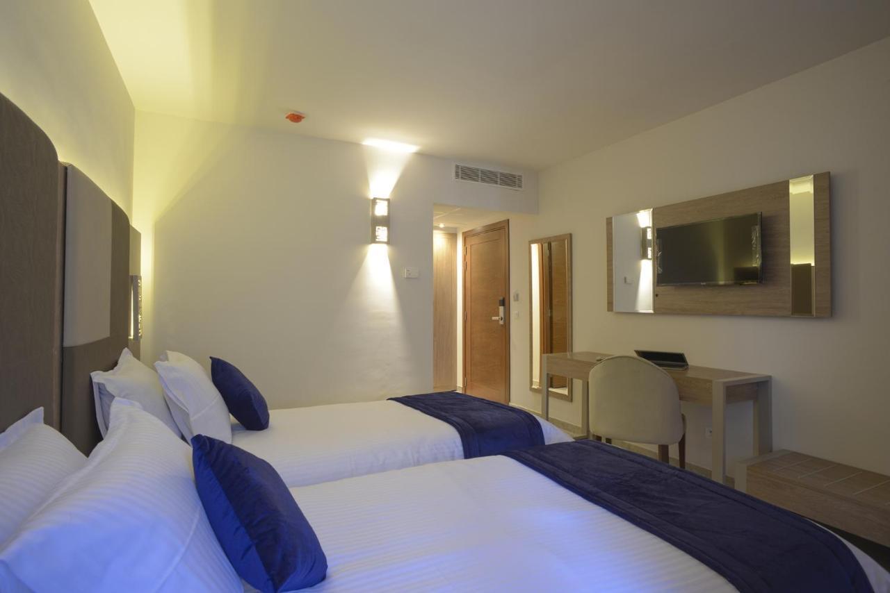 Standard Twin Room,1297818055:JPEG