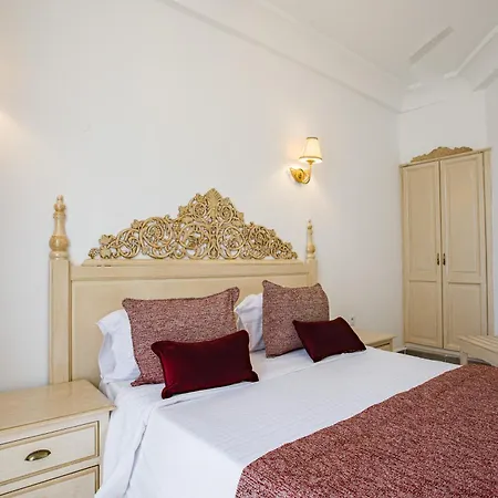 Majestic Hotel-3